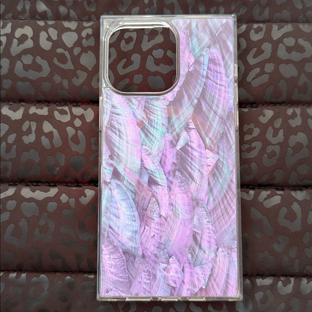 Flaunt Mother of Pearl - Purple